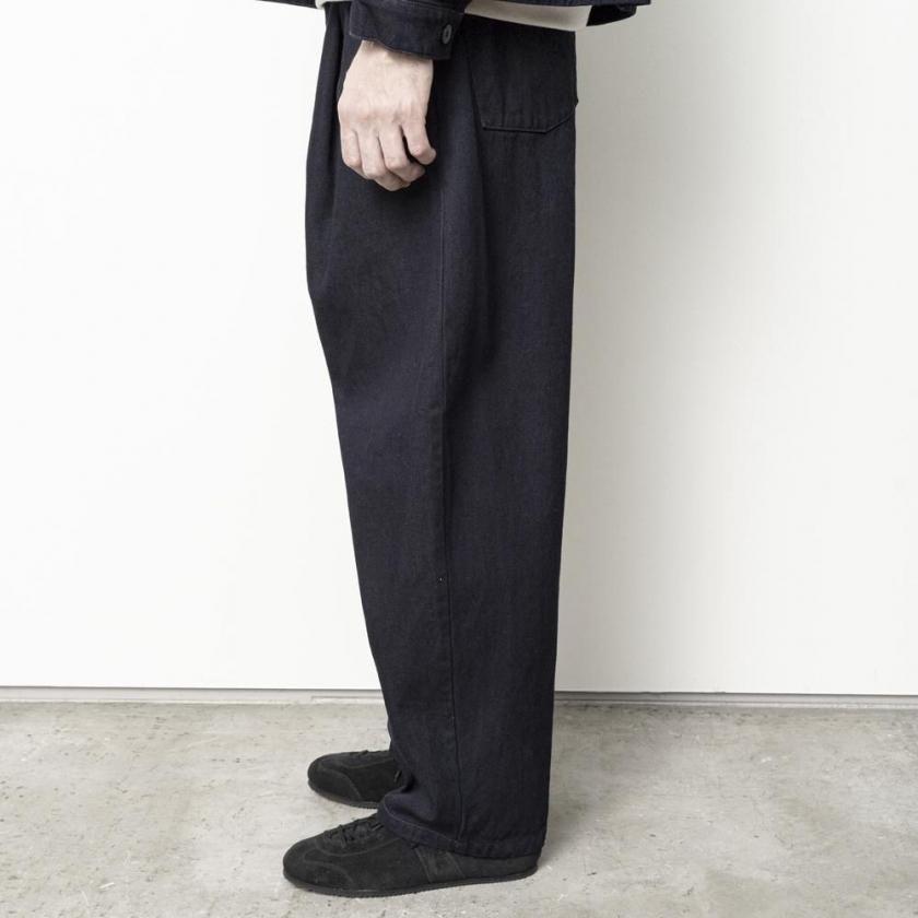 STILL BY HAND スティルバイハンド / DN01263 - BLACK 12オンス ディープタック デニムパンツ 12oz denim deep tuck pants | STILL BY HAND | 06