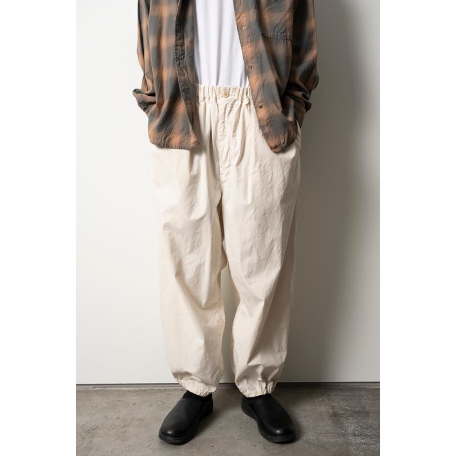 kontor / KON-PT03263 - ECRU ギャザード イージーパンツ Garment-dyed relaxed volume pants |  | 06