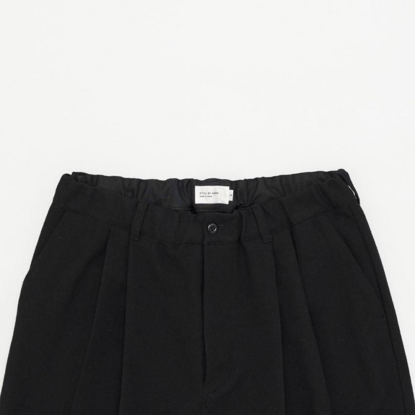 STILL BY HAND スティルバイハンド / PT07263 - BLACK ウール混 ディープタックパンツ Wool mixed deep tuck pants | STILL BY HAND | 01