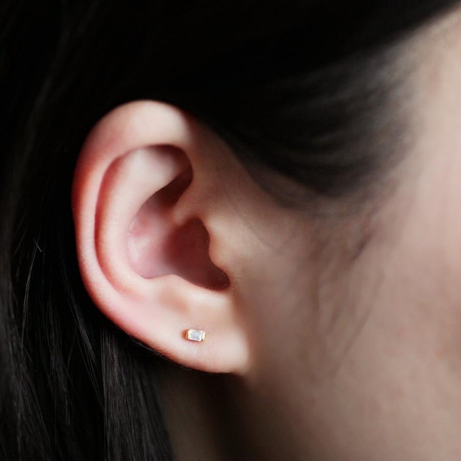 イロンデール エペパン hirondelle et pepin / k18 hp-10w-297 バゲットダイヤピアス  （両耳タイプ） レディース ギフト プレゼント アクセサ… | hirondelle | 03