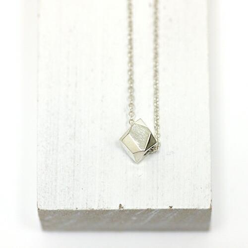 siki (シキ) / N01-SV カケラネックレス - シルバー5.0 | 