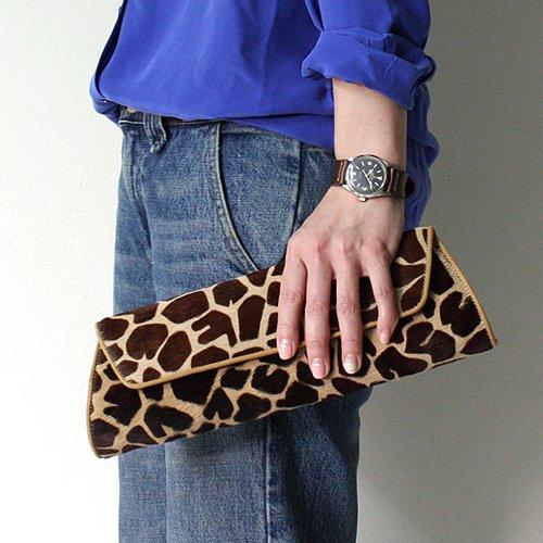 Abas ( アバス ) アニマル パターン クラッチバッグ ジラフ レディース バッグ 柄 クラッチ ベージュ レザー ハラコ アニマルプリント マグネット式金具開閉 … | ORCIVAL | 05