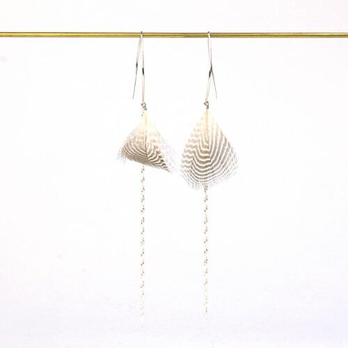 moca.arpeggio（モカ アルペジオ） / FP-2 Feather フェザー ピアス - ブラウン レディース ギフト プレゼント 贈り物 アクセサリー ジュエリー… | フェザー