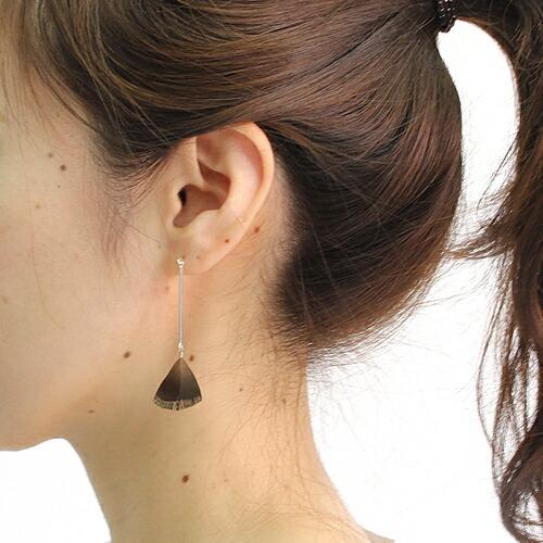 【廃番商品】moca.arpeggio（モカ アルペジオ） / FP-4 Feather フェザー スティックピアス - グリーン レディース ギフト プレゼント 贈り物 アクセサリー … | 