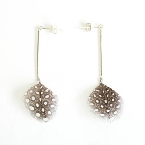 moca.arpeggio（モカ アルペジオ） / FP-5 Feather フェザー スティックピアス - ブラウン レディース ギフト プレゼント 贈り物 アクセサリー … | フェザー