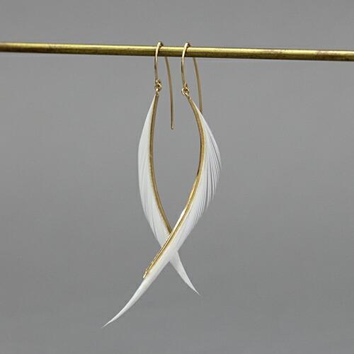 【廃番商品】moca.arpeggio（モカ アルペジオ） / RP-3 Radial フェザーピアス - ホワイト レディース ギフト | WHYTO