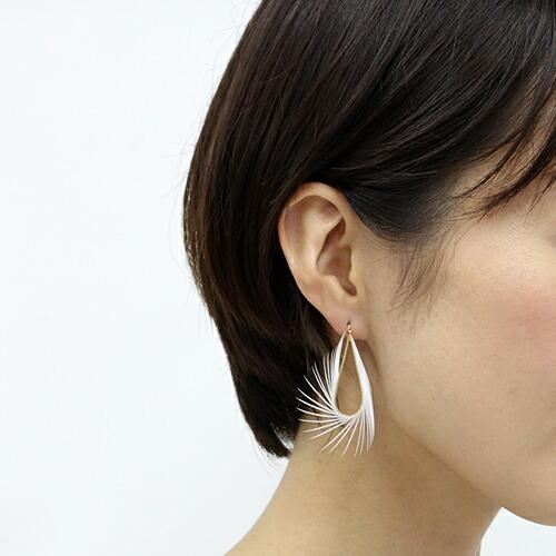 moca.arpeggio（モカ アルペジオ） / RP-5 Radial フェザーピアス - ホワイト (片耳タイプ) レディース ギフト プレゼント 贈り物 アクセサリー… | WHYTO | 02