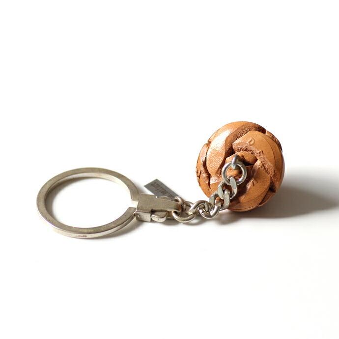 ina.seifart（イナ・セイファート） / lederknopf keyholder　ラウンドボタンキーホルダー - ベージュ |  | 01