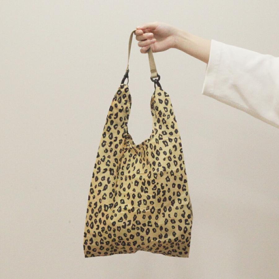 エコバッグホルダー オリーブ エコバッグの持ち手に繋ぐストラップ ショルダーバッグのように肩にかけて持ち運び |  | 13