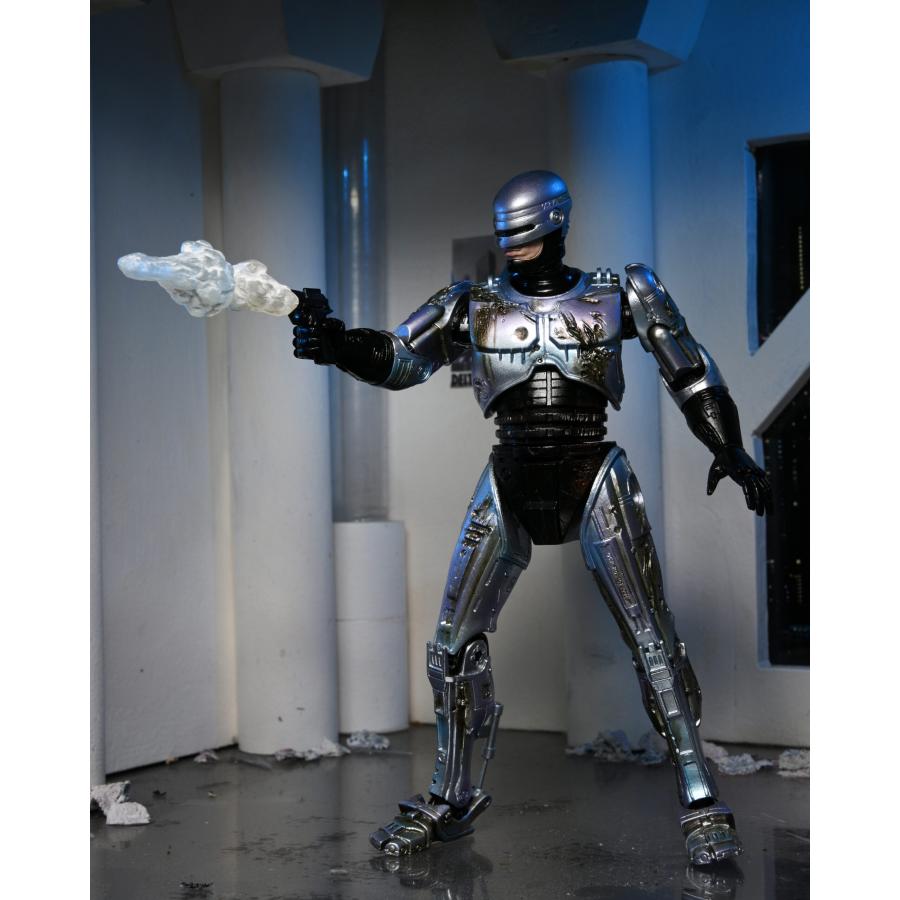 ネカ 『ロボコップ』 7インチ アクションフィギュア アルティメット バトルダメージ ロボコップ アレックス・マーフィ withドッキングステーション |  | 10