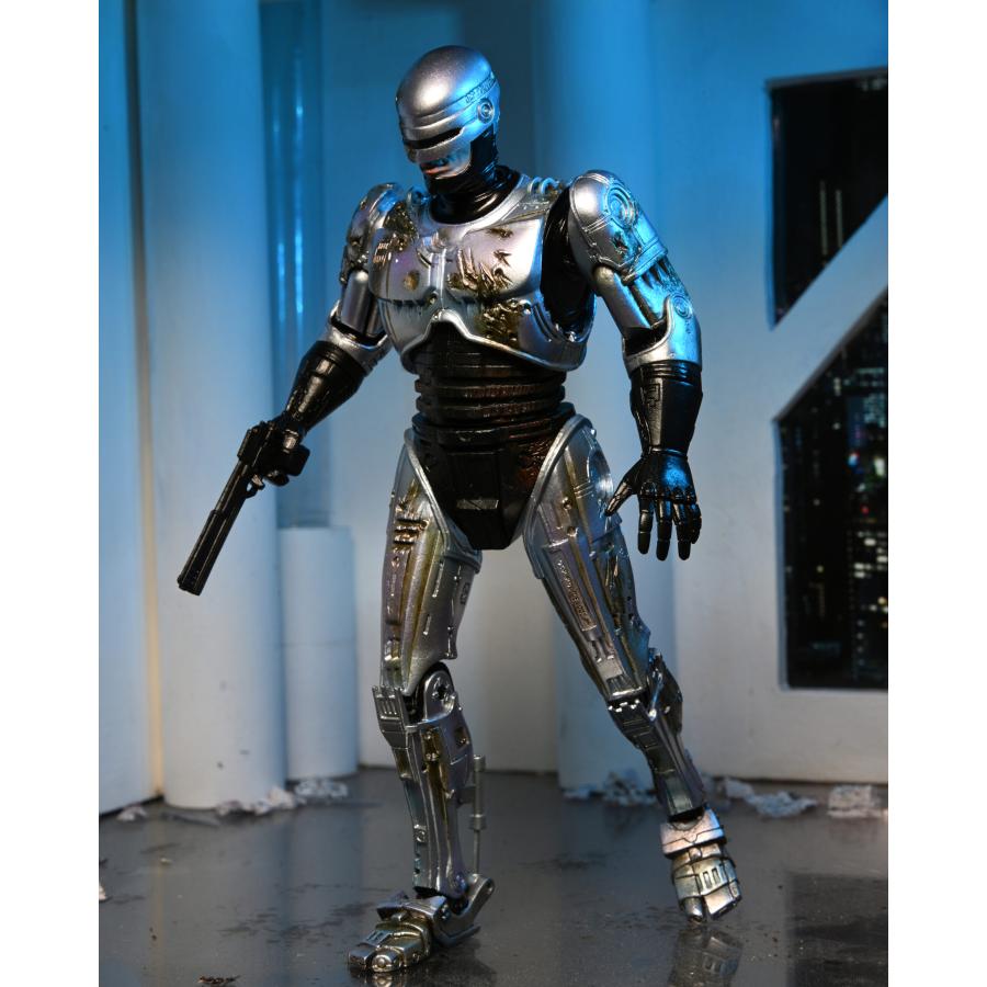 ネカ 『ロボコップ』 7インチ アクションフィギュア アルティメット バトルダメージ ロボコップ アレックス・マーフィ withドッキングステーション |  | 06