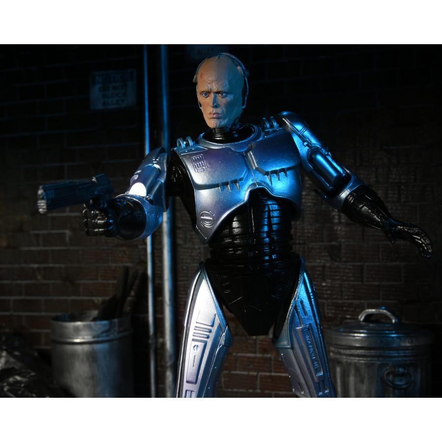 ネカ 『ロボコップ』 7インチ アクションフィギュア アルティメット ロボコップ アレックス・マーフィ |  | 10