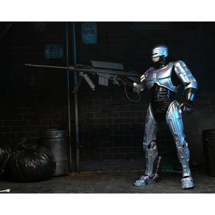 ネカ 『ロボコップ』 7インチ アクションフィギュア アルティメット ロボコップ アレックス・マーフィ |  | 14
