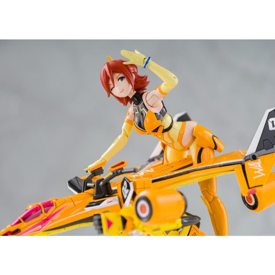 青島文化教材社 VFG マクロスデルタ VF-31J ジークフリード