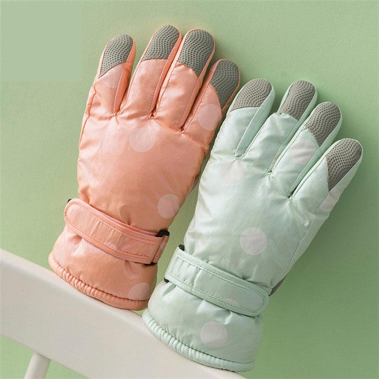 スノーグローブ 雪遊び 手袋 キッズグローブ キッズ 手袋 スキーグローブ 子供手袋 秋冬 子供用 防寒 小物 暖かい 冬物 プレゼント Ertglove021 Eiikobig 通販 Yahoo ショッピング