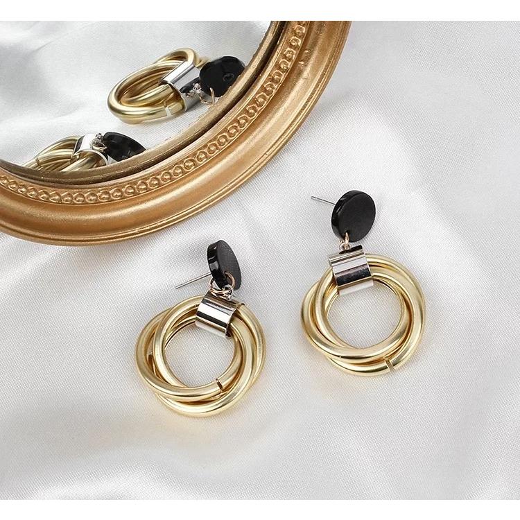 フープピアス ゴールドリングピアス リングピアス ピアス レディースアクセサリー おしゃれ アクセント リング 輪 E 316 Eily 通販 Yahoo ショッピング