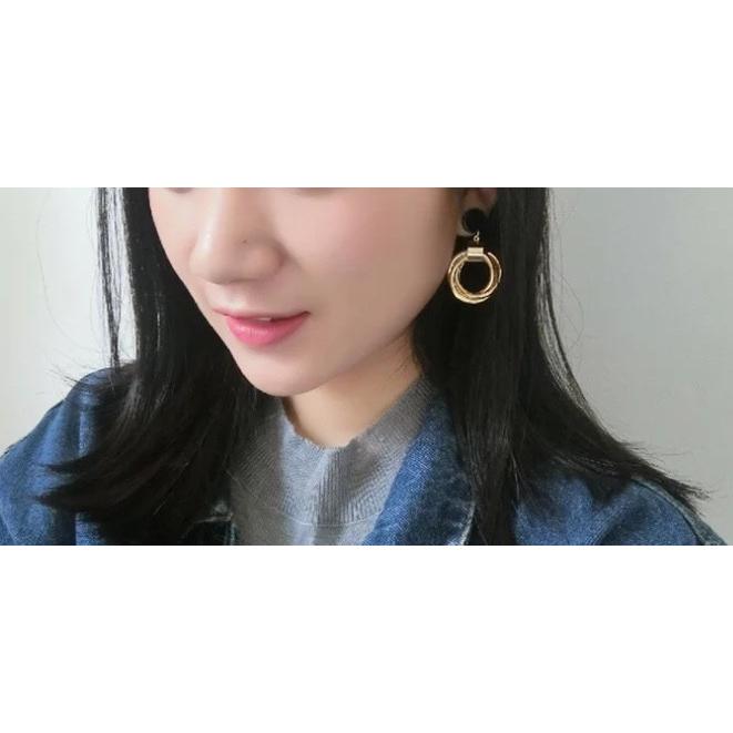 フープピアス ゴールドリングピアス リングピアス ピアス レディースアクセサリー おしゃれ アクセント リング 輪 E 316 Eily 通販 Yahoo ショッピング