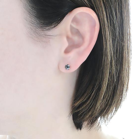 Pt900 0.5ct ローズカット ブラック ダイヤモンド スタッド ピアス