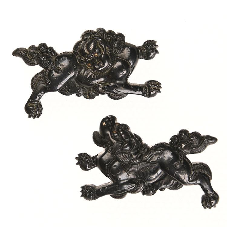 目貫 獅子図目貫割短冊銘 後藤・光保(花押)鍔・鐔 【特別保存 目貫 獅子図目貫割短冊銘 後藤・光保(花押)鍔・鐔 【特別保存