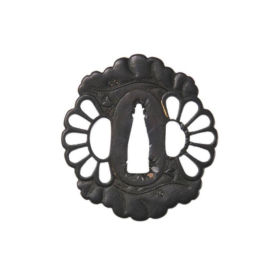 鍔・鐔 古金工 菊花透鐔【保存刀装具】刀装具 日本刀 刀剣 : 557404 
