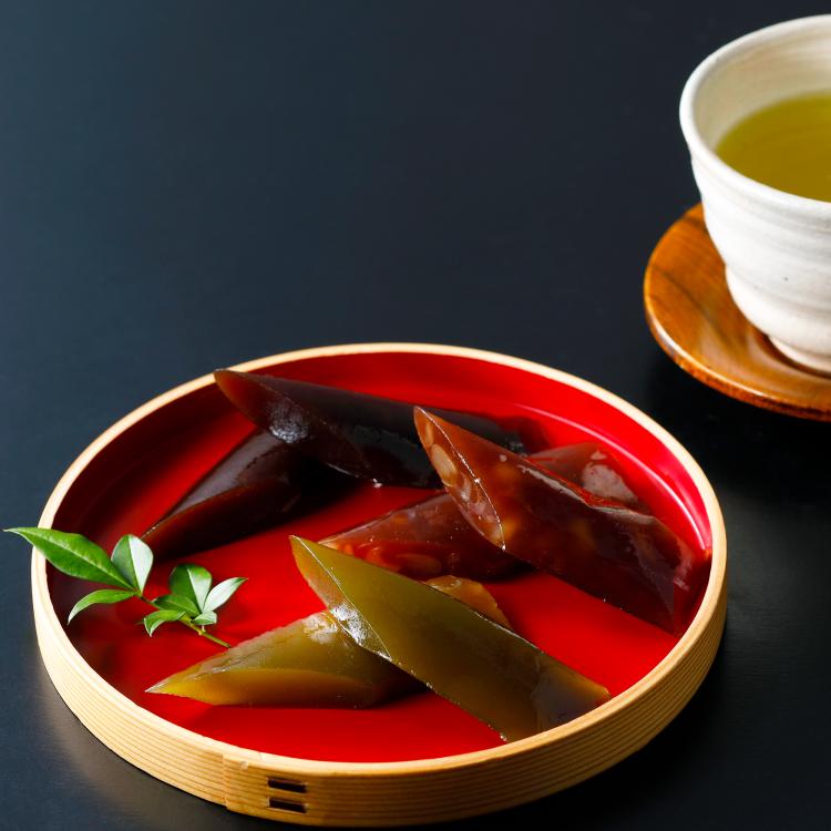 榮太樓 【期間限定送料無料】七五三 お歳暮 ひとくち煉羊羹16本入 RY2