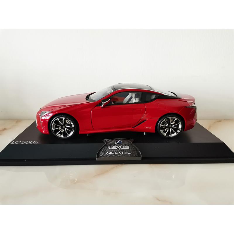 レクサス　LEXUS  LC500h 1/18スケール 　ミニカー　模型　三色　ホワイト　ブルー　レッド　展示台付｜eiwasailsors