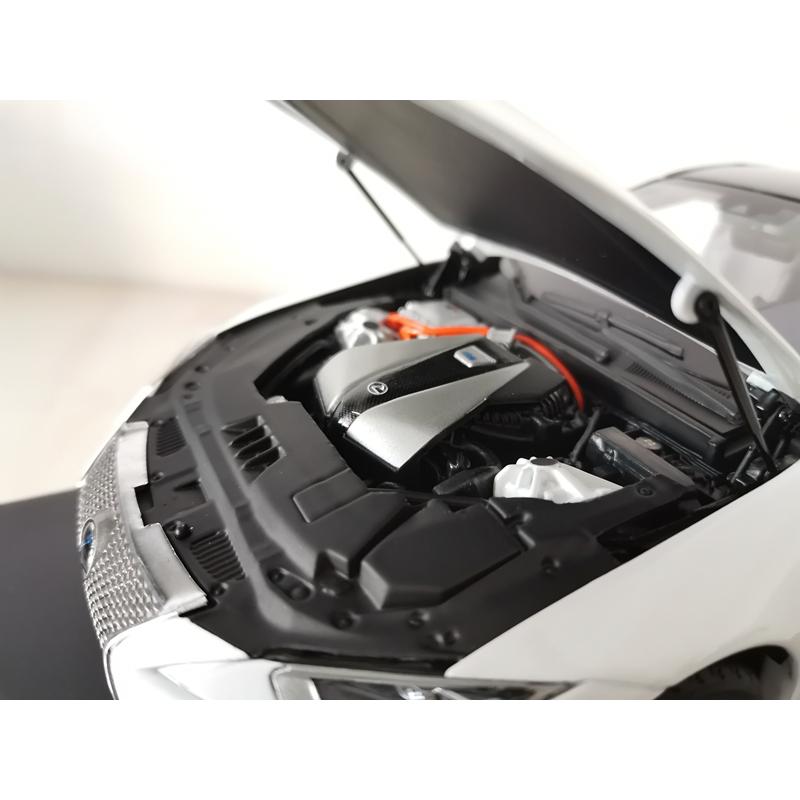 レクサス LEXUS LC500h 1/18スケール ミニカー 模型 三色 レクサス LEXUS LC500h 1/18スケール ミニカー 模型 三色