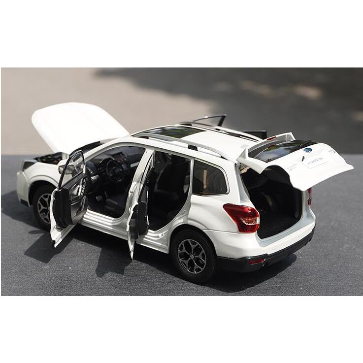 SUBARU Forester スバル フォレスター SUV車 模型 ミニカー リアル 1