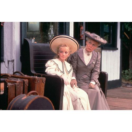 アボンリーへの道 シーズン1＆2 DVD 8枚組 - 映像と音の友社 :