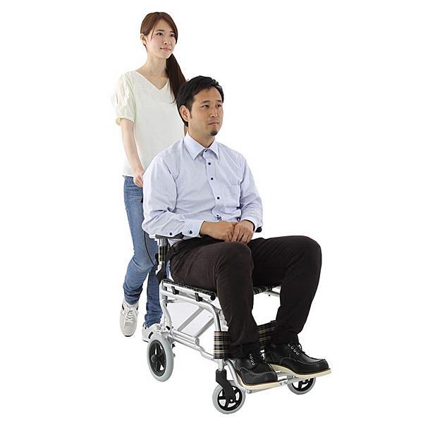 介助型 車椅子 AR-032 楽々健株式会社 (介助式 軽量 アルミ製
