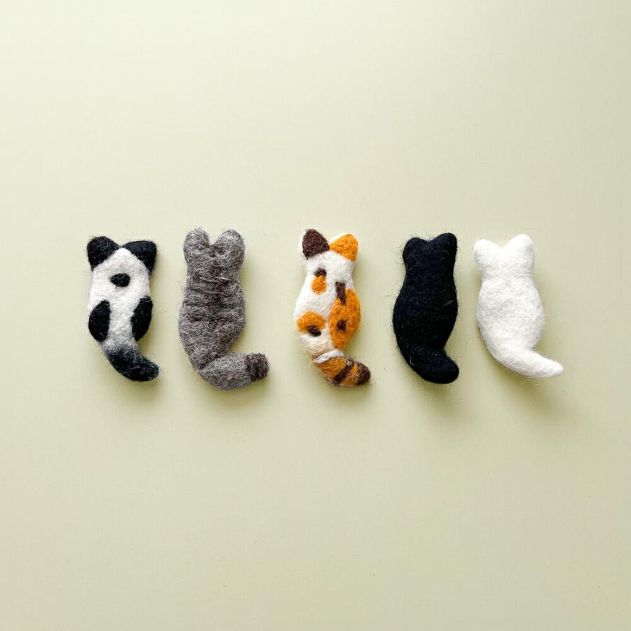 FELT（フェルト） フェルトブローチ Cat Back｜ FELT BROOCH