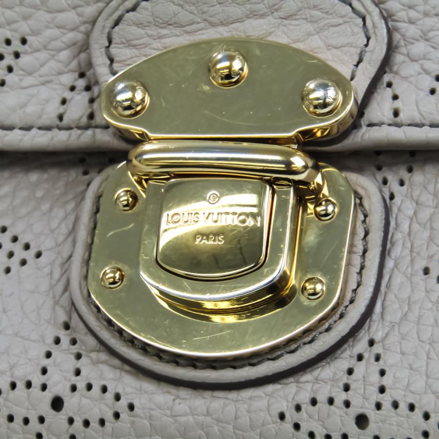 LOUIS VUITTON ルイ・ヴィトン マヒナ ポルトフォイユ・アメリア LOUIS VUITTON ルイ・ヴィトン マヒナ ポルトフォイユ・アメリア