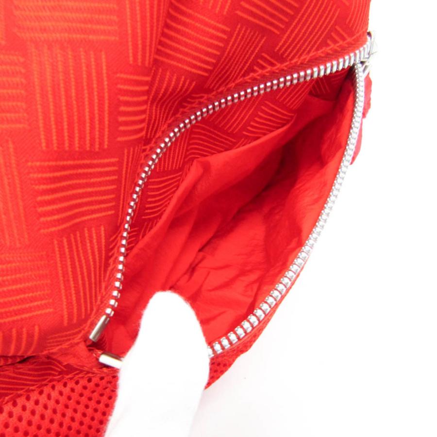 Bottega Veneta ボディバッグ メンズ　赤　レッド BOTTEGA VENETA（ボッテガ・ヴェネタ） メンズ ナイロン ショルダー