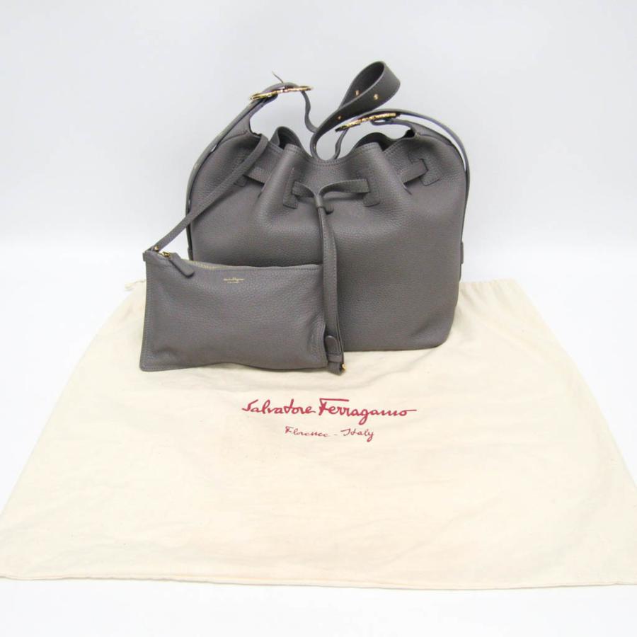 サルヴァトーレ・フェラガモ(Salvatore Ferragamo) 巾着 AU-21 G586 