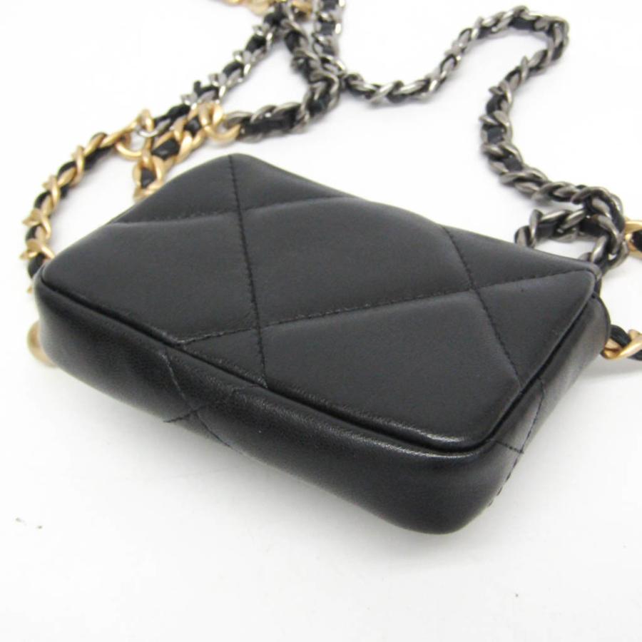 CHANEL（シャネル） シャネル19 チェーンベルトバッグ レディース