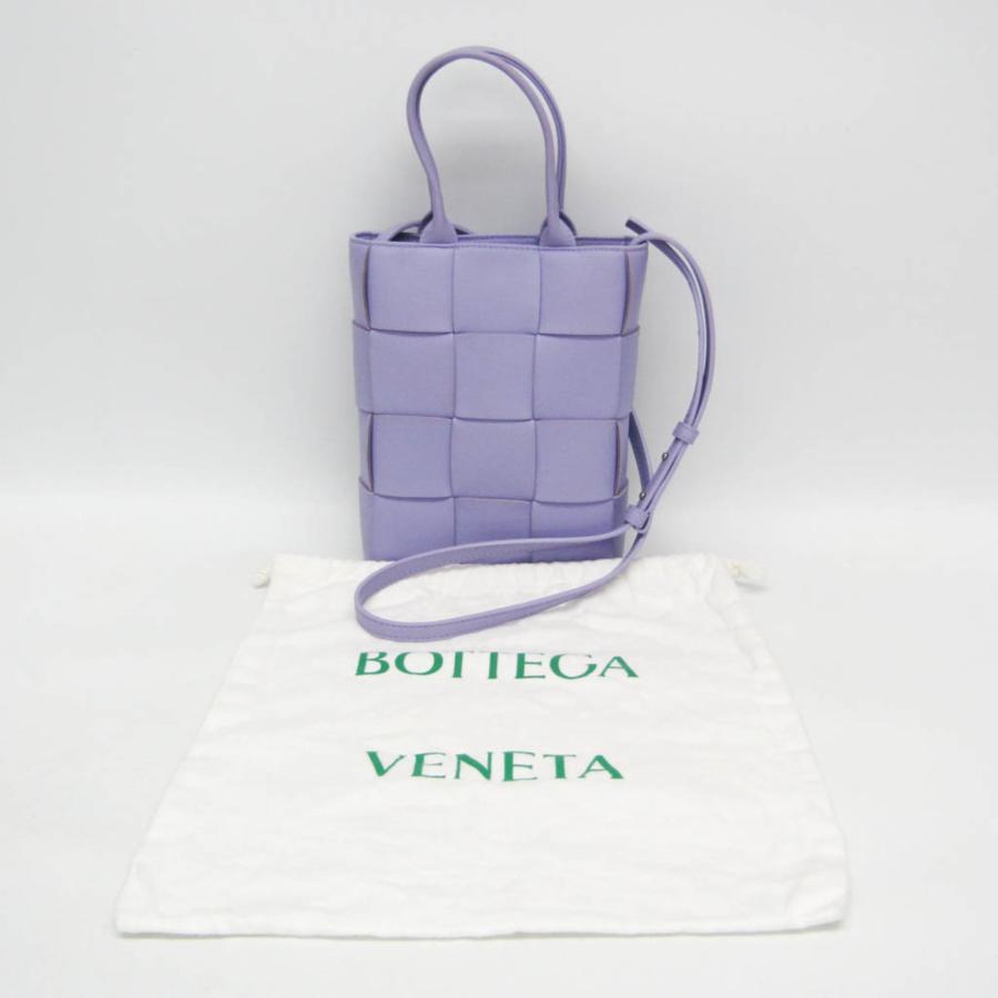 BOTTEGA VENETA ミニカセットバッグ スタッフレビュー】10万円台でゲットできるBOTTEGA VENETA(ボッテガ