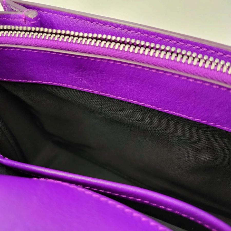 TOD'S ショルダーバッグ　トートバッグ　パープル　レザー TOD'S（トッズ） ダブルT チェーンショルダーバッグ レディース レザー