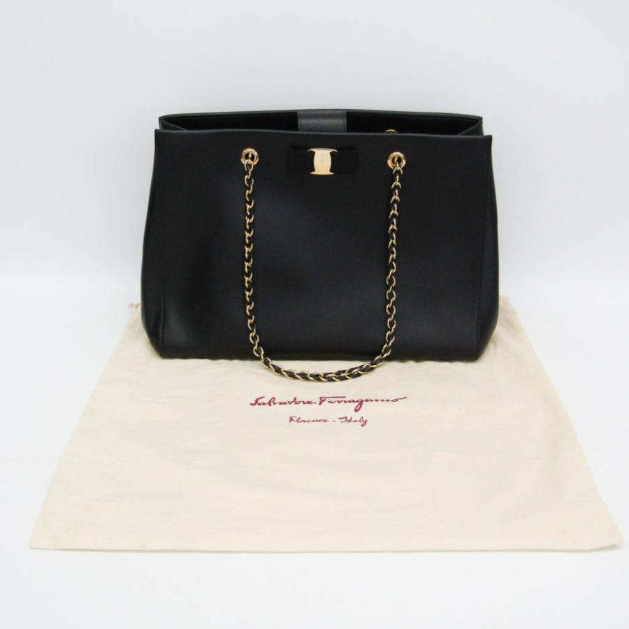 サルヴァトーレ・フェラガモ(Salvatore Ferragamo) ヴァラ チェーン 