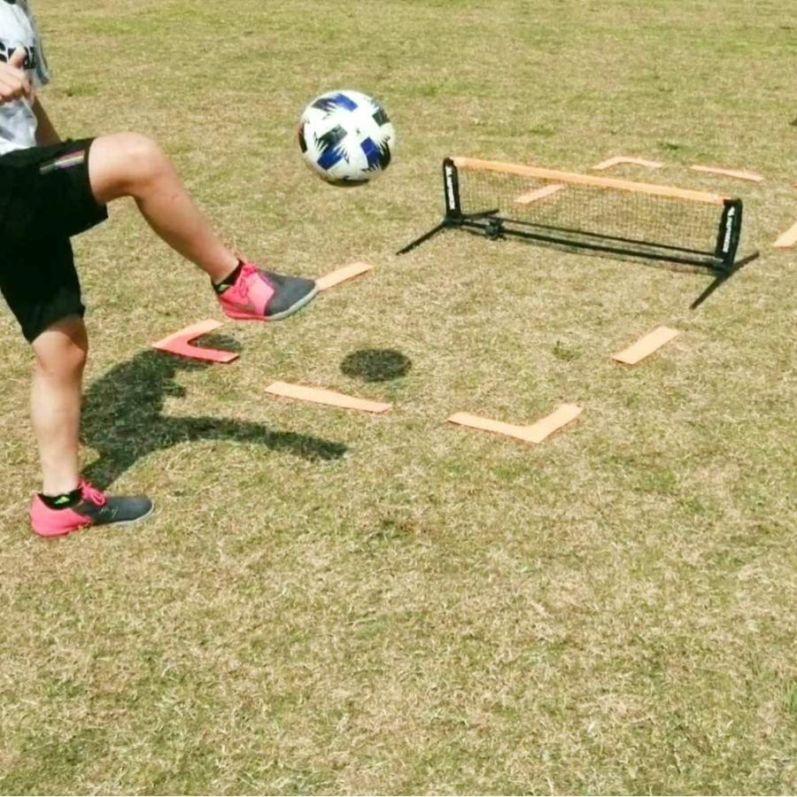 新規購入 Refreeze リフリーズ ミニサッカーテニスセット ネット コートラインマーカー10個 収納バッグ2個 セット ポータブル 今月限定 特別大特価 Www Simon Page Com