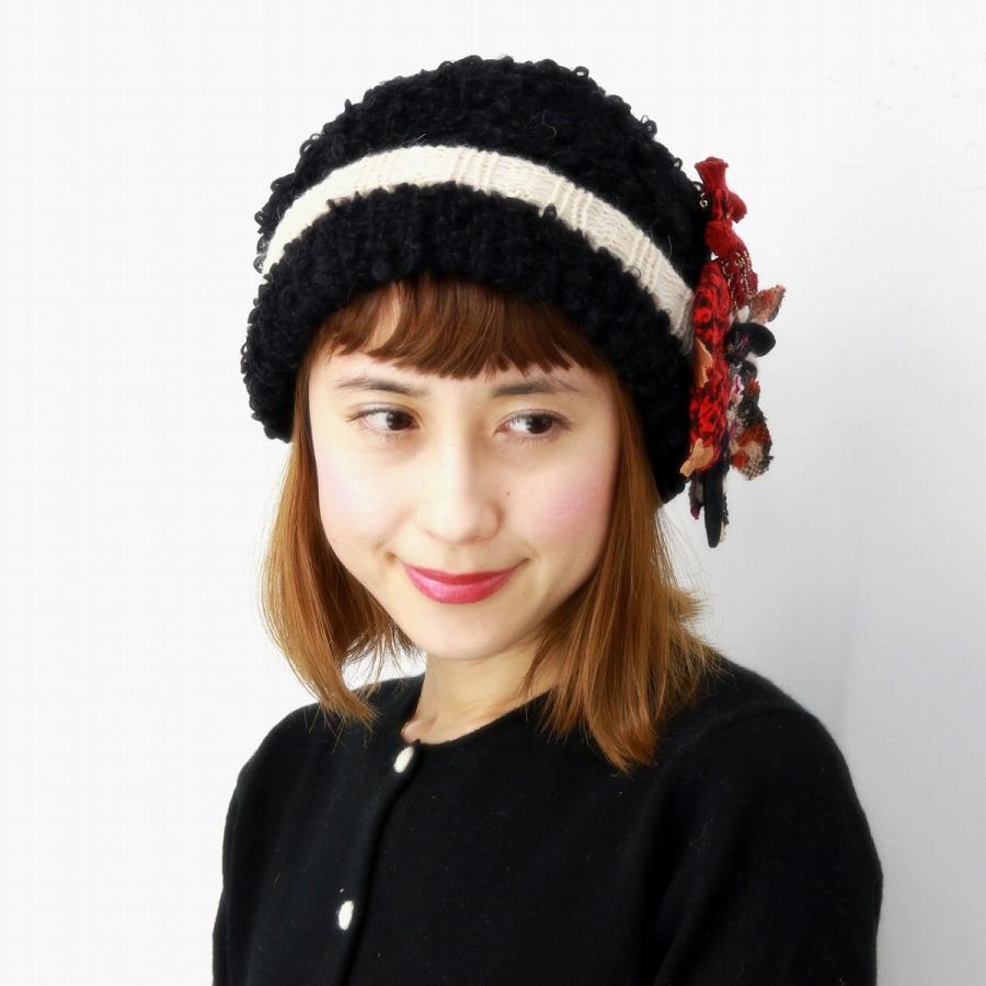 激安セール お洒落なあなたにピッタリ 日本製 珍しいバードモチーフ付き クロ ブローチ付 鳥 ニットキャップ レディース バラ色の帽子 アニマルモチーフ ニット帽 コッコジャンボループキャップ Boushi No Barairo 帽子 Bredgade28 Dk