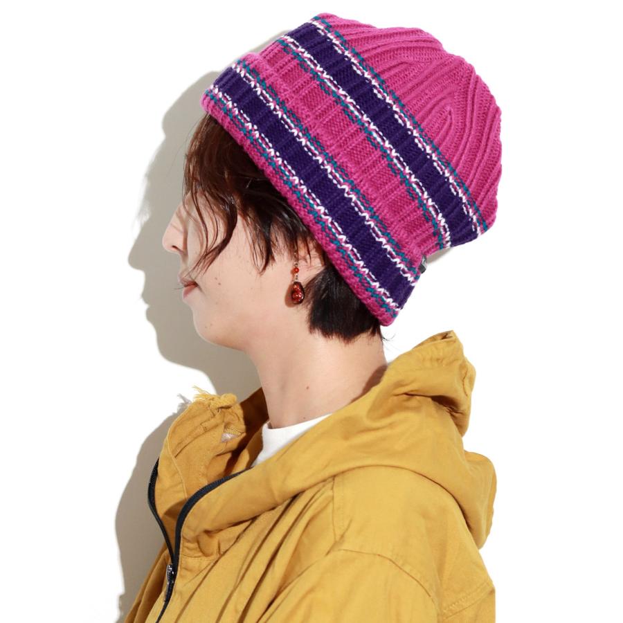 極美品　LOUIS VUITTON ニットキャップ 紫 コロンビア ベレー帽 極美品 LOUIS VUITTON ニットキャップ 紫 コロンビア ベレー帽