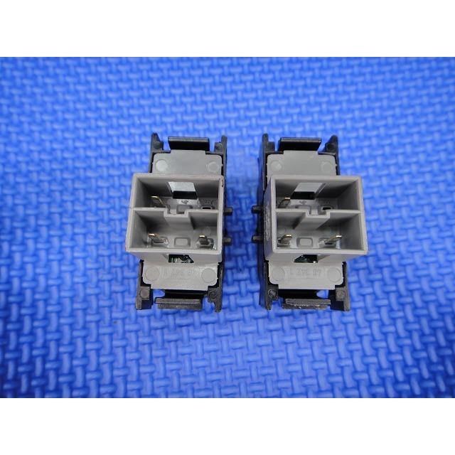 メルセデス ベンツ SLK R170 等  パワーウィンドウ スイッチ x2個  品番 1708201510  [0011] |  | 01