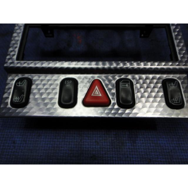 メルセデス ベンツ SLK R170 等 センター コンソール パネル エアコン 吹出口 ルーバー ハザード スイッチ   [0011] |  | 01