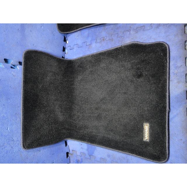 メルセデス ベンツ SLK R170 等 純正 フロアマット 左右   [0011] |  | 04