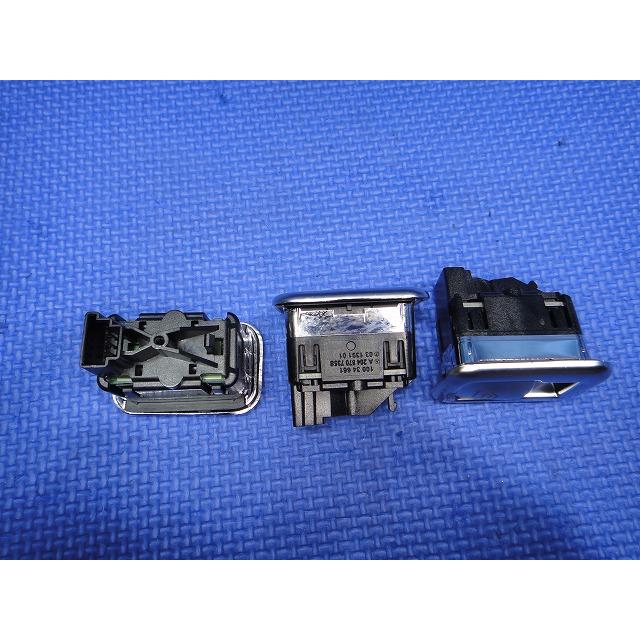 メルセデス ベンツ W212 E300 E350 等  左右 リア パワーウィンド スイッチ x3  品番 2048706410  [0066] |  | 01