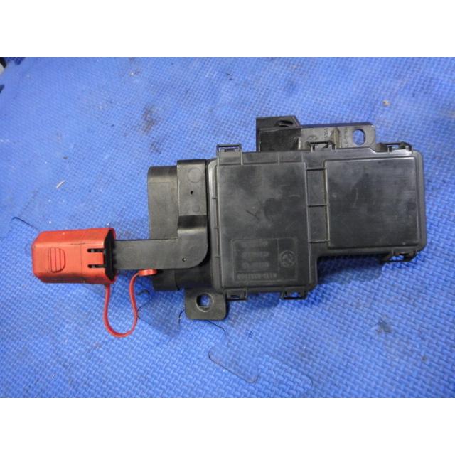 BMW E65 740i HL40 等  バッテリー ターミナル カバー ヒューズボックス 8387568   6964225  [0084] |  | 01