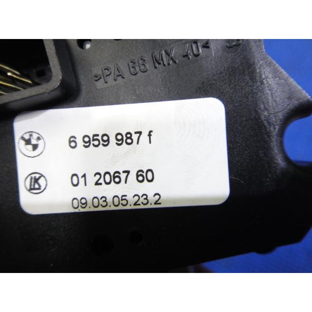 BMW E65 740i HL40 等  ワイパー スイッチ 品番 6959987　 [0084] |  | 01