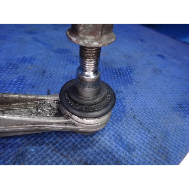 ポルシェ ボクスター 986  左右共通 リア コントロール アーム  (b) 品番 99633124510  【0095】 |  | 02