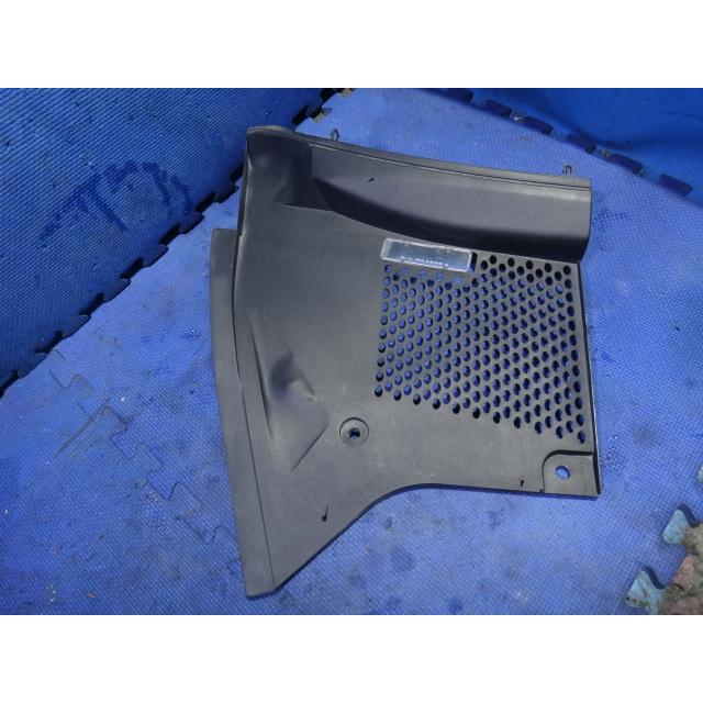 ポルシェ ボクスター 986  右 フロント ウィンドウ シールド カバー パネル トリム  99657256102【0095】 | 