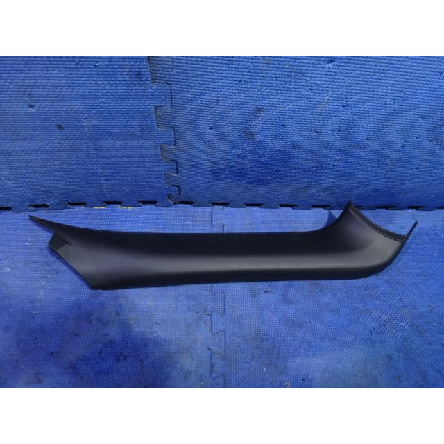 ポルシェ ボクスター 986  右 Aピラー カバー トリム 黒   【0095】 | 